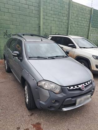 FIAT PALIO 1.8 MPI ADVENTURE WEEKEND 16V FLEX 4P AUTOMATIZADO